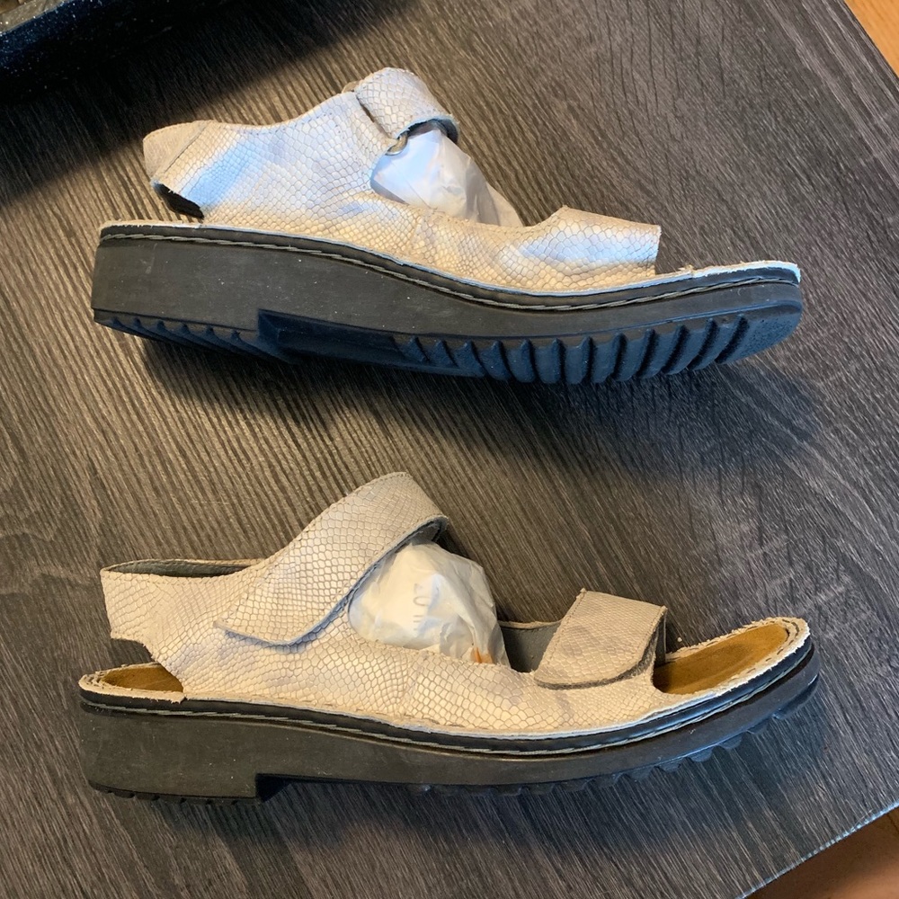NAOT Silver Snakeskin Strappy Sandals 41 / 10 - Picture 4 of 8